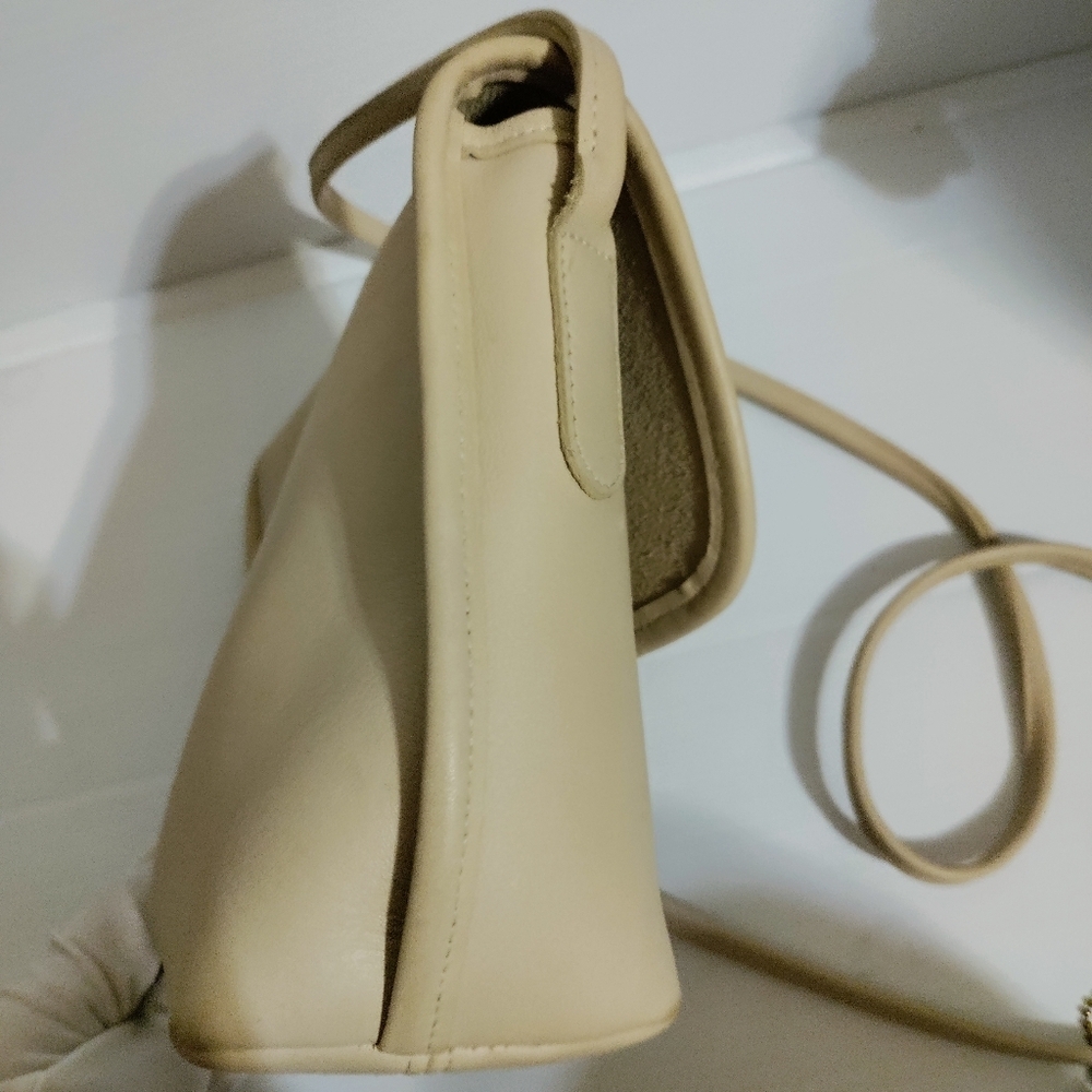 Vintage Coach Quincy Crossbody Bag Cream Leather Toggle Purse - Picture 10 of 16